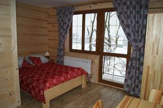 Проживание в семье Apartamenty i pokoje Willa Elita Косцелиско Room with Balcony and Mountain View-2